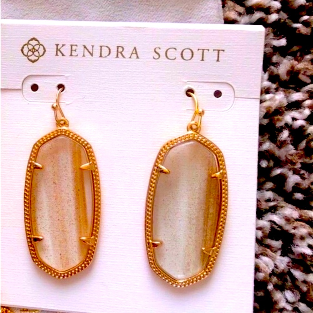 NWT Kendra Scott Elle Earrings Rare & Retired Gold Dusted Rose Gold Perfect!